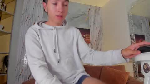 Dallen Grant online show from 07-19-26, 01:15