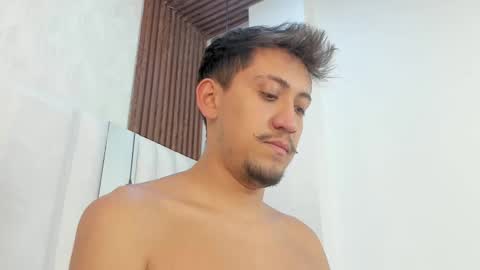 Dalthon online show from 10-23-25, 06:02