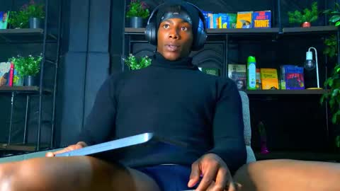 Snapshot of dalton_asher chatting on 11-06-25, 01:06 dalton_asher online show from 11-06-25, 01:06