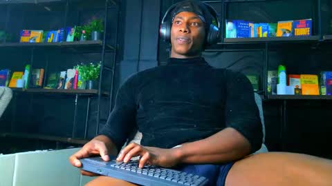 Snapshot of dalton_asher chatting on 11-12-25, 09:32 dalton_asher online show from 11-12-25, 09:32