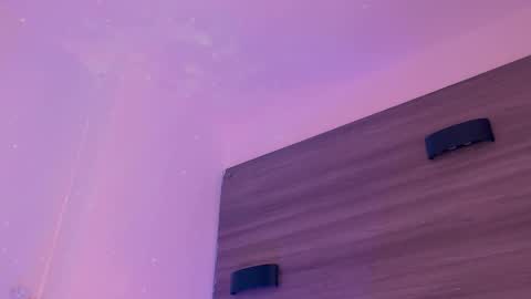         online show from 02-11-26, 03:33