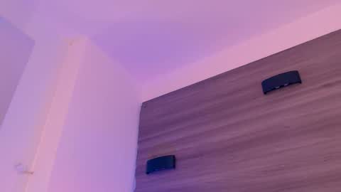         online show from 02-26-26, 06:12