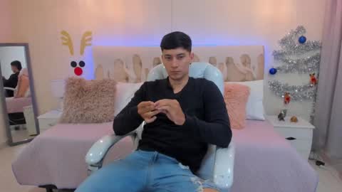 DAMIAN online show from 12-17-24, 12:33