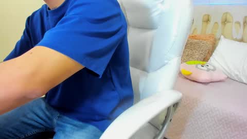 DAMIAN online show from 12-19-24, 01:07