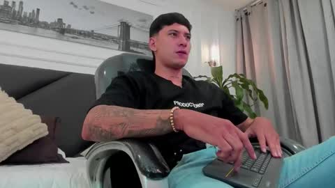 DAMIAN online show from 11-27-25, 10:17