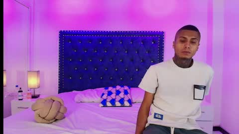 DAMIAN AND ROXANNE.  online show from 04-28-26, 12:43