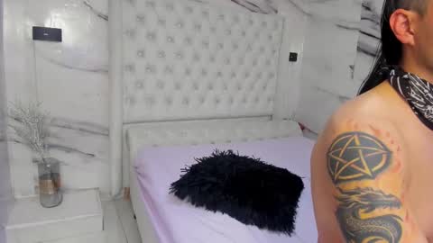 damian_and_tiana online show from 02-27-25, 06:18