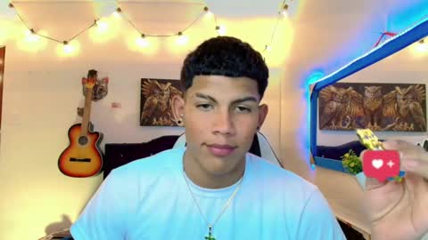 Snapshot of damian_latinxxx chatting on 02-07-25, 09:05 Damian online show from 02-07-25, 09:05