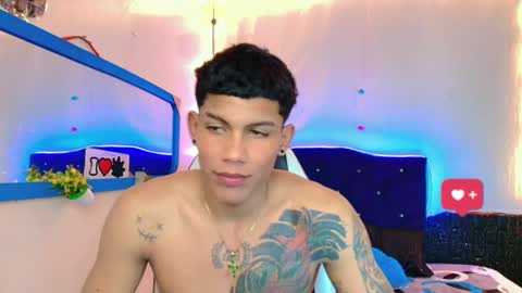 Snapshot of damian_latinxxx chatting on 02-11-25, 08:58 Damian online show from 02-11-25, 08:58