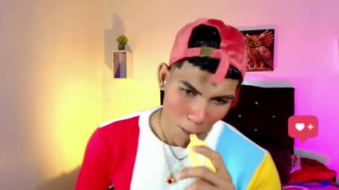 Snapshot of damian_latinxxx chatting on 03-06-25, 10:52 Damian online show from 03-06-25, 10:52