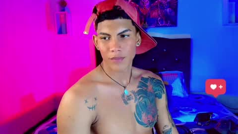 Snapshot of damian_latinxxx chatting on 03-07-25, 09:07 Damian online show from 03-07-25, 09:07