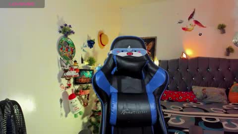 Snapshot of damian_latinxxx chatting on 11-24-25, 03:06 Damian online show from 11-24-25, 03:06