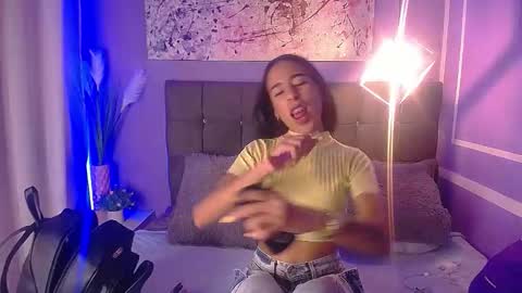 damian_n_lissa online show from 10-20-25, 01:50