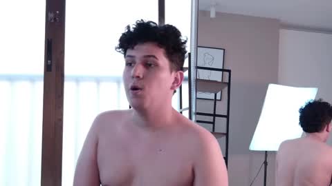 Snapshot of damian_salvatoree chatting on 09-27-25, 09:09 damian_salvatoree online show from 09-27-25, 09:09