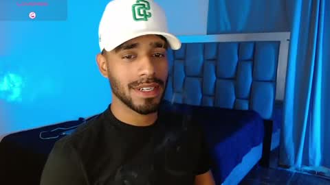Snapshot of damiano_walker chatting on 05-15-26, 04:52 damiano_walker online show from 05-15-26, 04:52