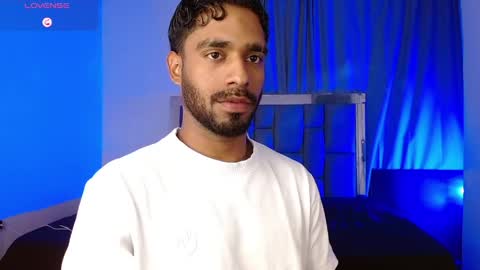 Snapshot of damiano_walker chatting on 05-18-26, 02:18 damiano_walker online show from 05-18-26, 02:18