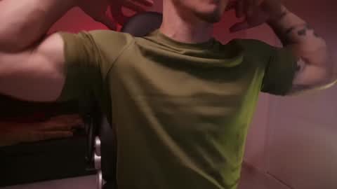 Snapshot of damianow chatting on 12-17-24, 12:34 insta damn8 -------- online show from 12-17-24, 12:34