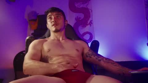 Snapshot of damianow chatting on 01-09-25, 02:33 insta damn8 -------- online show from 01-09-25, 02:33