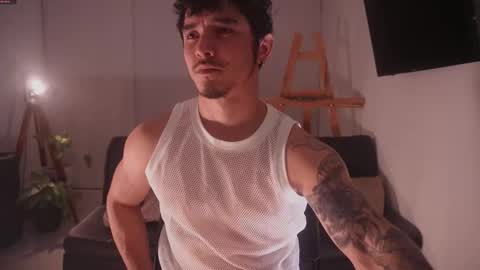 Snapshot of damianow chatting on 11-13-25, 11:47 insta damn8 -------- online show from 11-13-25, 11:47