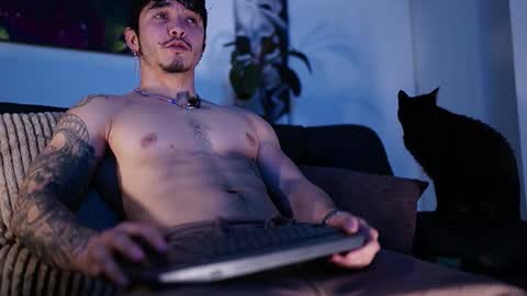 insta damn8   --------  online show from 02-26-26, 12:53