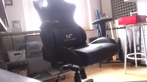 Ray online show from 04-14-26, 02:01