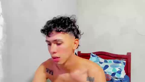 damien_444 online show from 09-10-25, 01:00