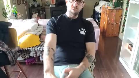 damien_mace online show from 12-23-24, 01:13