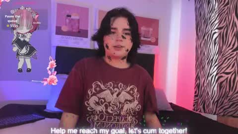 Snapshot of damienbelmonth chatting on 10-09-25, 09:02 Damien online show from 10-09-25, 09:02