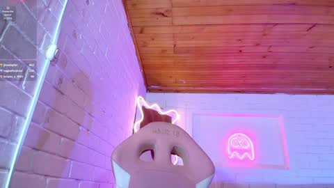 Snapshot of damii_tay chatting on 01-15-25, 09:13 Damii online show from 01-15-25, 09:13