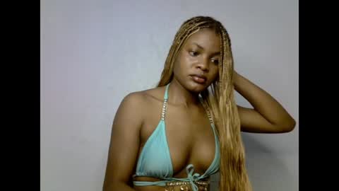 Leah online show from 07-27-26, 07:21