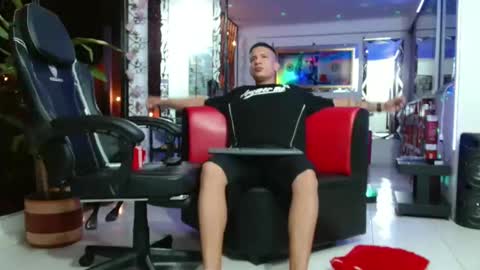 damyan_2003 online show from 09-29-25, 11:31