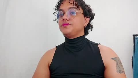 Diane Blosson online show from 04-28-26, 02:27