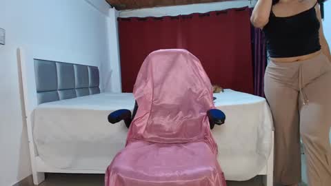 Snapshot of dana_777 chatting on 09-26-25, 11:09 Dayana online show from 09-26-25, 11:09