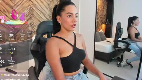 Snapshot of dana_daree chatting on 06-11-26, 12:32 D A N A online show from 06-11-26, 12:32