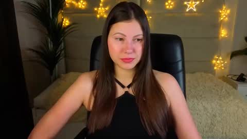 Dana Dom online show from 12-22-25, 01:46