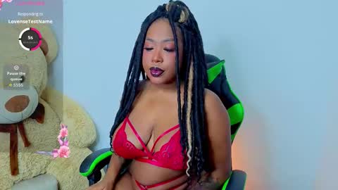 Snapshot of dana_ebony_ chatting on 09-24-25, 11:13 Danna online show from 09-24-25, 11:13