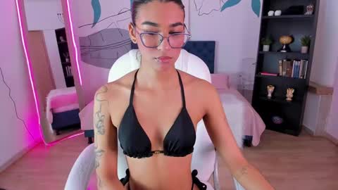 dana_paula online show from 11-24-25, 11:32