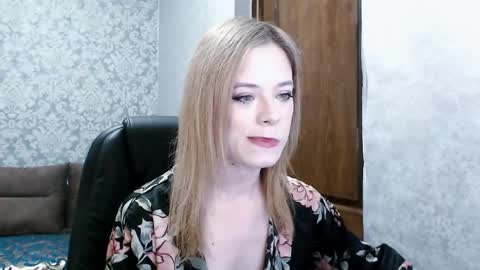 Dana SmileX online show from 04-25-26, 07:33