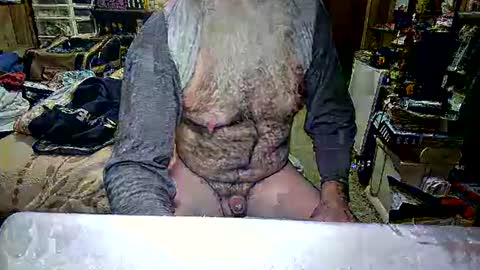 Snapshot of danagm chatting on 02-19-26, 02:13 Dana online show from 02-19-26, 02:13