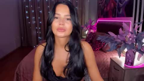 DanaMiers online show from 10-21-25, 03:40