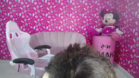 Snapshot of danatella_a chatting on 02-17-25, 07:10 Danatella online show from 02-17-25, 07:10