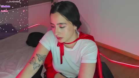 danay_01 online show from 10-31-25, 08:21