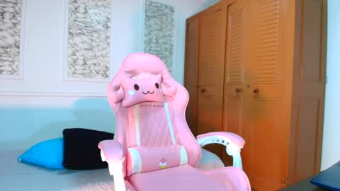 Danella Houston online show from 10-08-25, 06:38