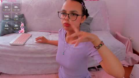 Snapshot of danessacronin chatting on 05-28-26, 06:27 Danesa online show from 05-28-26, 06:27