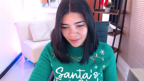 Veronica online show from 12-22-25, 11:18