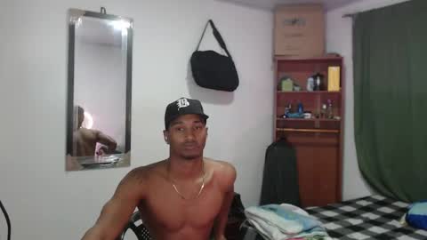 Snapshot of dani_brown19 chatting on 05-14-26, 02:18 dani_brown19 online show from 05-14-26, 02:18