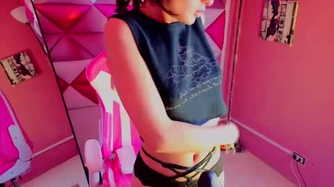 dani_dream online show from 09-16-25, 01:56