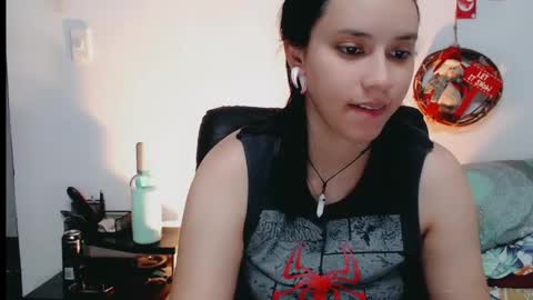 Snapshot of dani_jocelyn chatting on 12-18-24, 10:24 dani y jocelyn online show from 12-18-24, 10:24