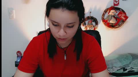Snapshot of dani_jocelyn chatting on 12-27-24, 11:31 dani y jocelyn online show from 12-27-24, 11:31