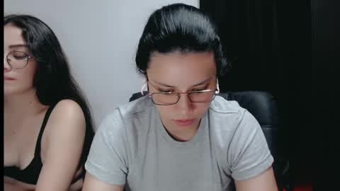 Snapshot of dani_jocelyn chatting on 01-15-25, 09:51 dani y jocelyn online show from 01-15-25, 09:51